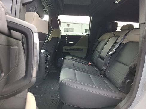 New 2026 GMC Hummer EV SUV AWD/4WD image 6