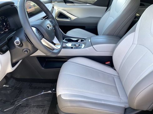 Certified 2026 INFINITI QX60 Luxe FWD image 27