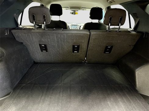 Used 2019 Chevrolet Equinox LS w/ LS Convenience Package image 27