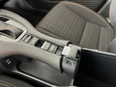 Certified 2024 Honda HR-V Sport image 35