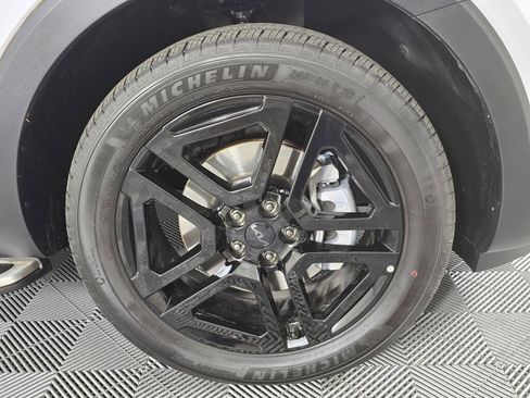 Used 2025 Kia Telluride SX Prestige X-Line image 16