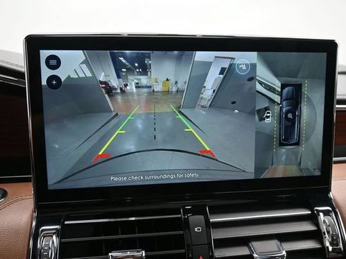 Certified 2023 Lincoln Navigator Reserve AWD/4WD image 17