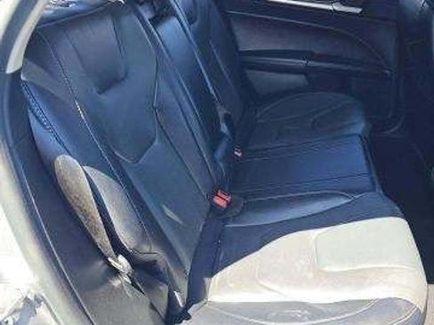 Used 2020 Ford Fusion Titanium AWD/4WD image 12