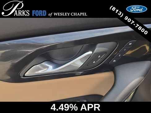 Used 2024 Chevrolet Blazer Premier w/ Enhanced Convenience Package FWD image 17