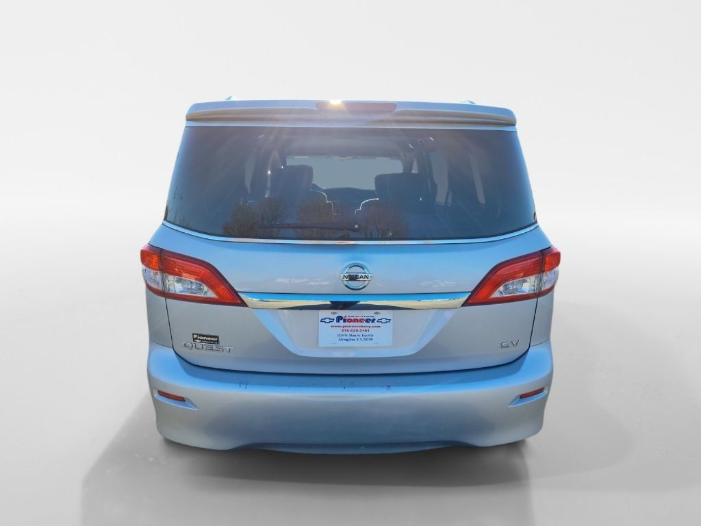 Used 2016 Nissan Quest SV FWD image 4