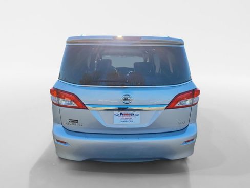 Used 2016 Nissan Quest SV image 4