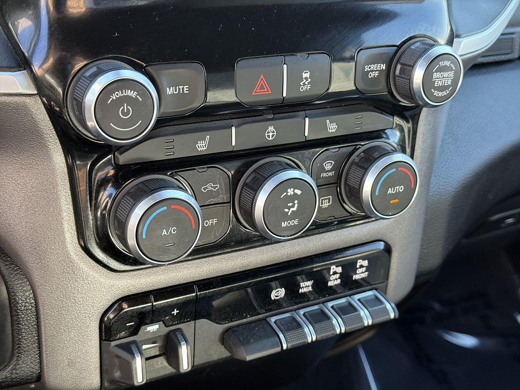 Used 2021 RAM 3500 Big Horn w/ Level 1 Equipment Group AWD/4WD image 38