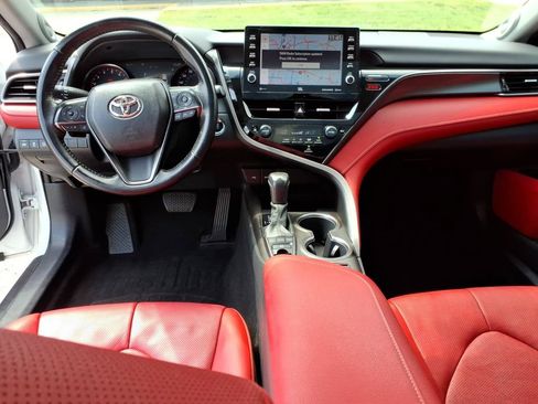 Used 2022 Toyota Camry XSE w/ Navigation Package FWD image 13