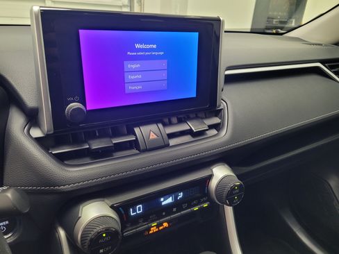 Certified 2025 Toyota RAV4 XLE w/ Convenience Package AWD/4WD image 27