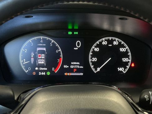 Used 2025 Honda HR-V Sport image 25