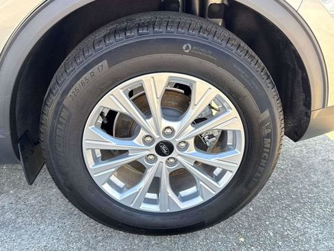 Used 2023 Ford Escape Active w/ Cold Weather Package image 5