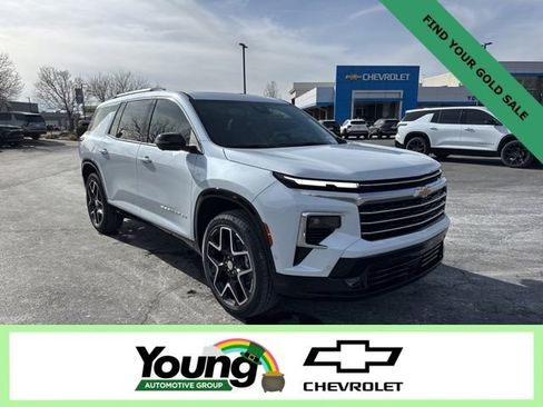 New 2026 Chevrolet Traverse High Country image 1