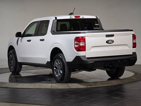 New 2025 Ford Maverick XLT image 10