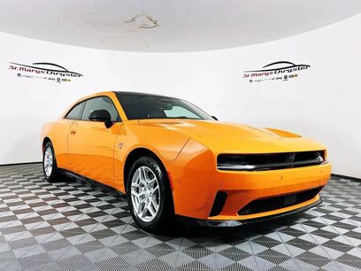 Used 2025 Dodge Charger R/T w/ Sun & Sound Package