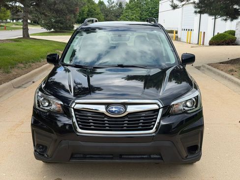 Used 2020 Subaru Forester Premium AWD/4WD image 2