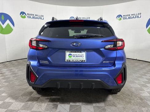 Used 2025 Subaru Crosstrek 2.0i Premium image 6