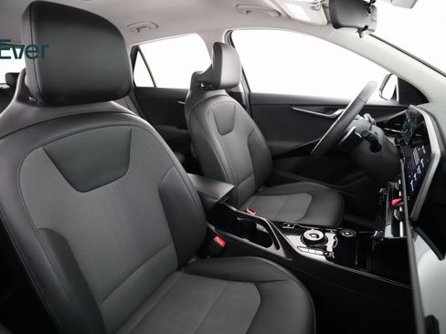 Used 2023 Kia Niro Wind image 8