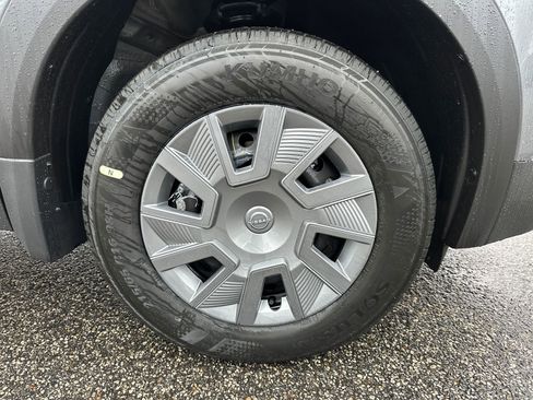 New 2026 Nissan Kicks S image 12