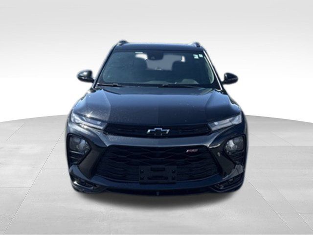 Used 2023 Chevrolet TrailBlazer RS w/ Convenience Package FWD image 2