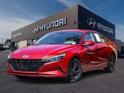 Used 2022 Hyundai Elantra SEL w/ Convenience Package FWD image 1