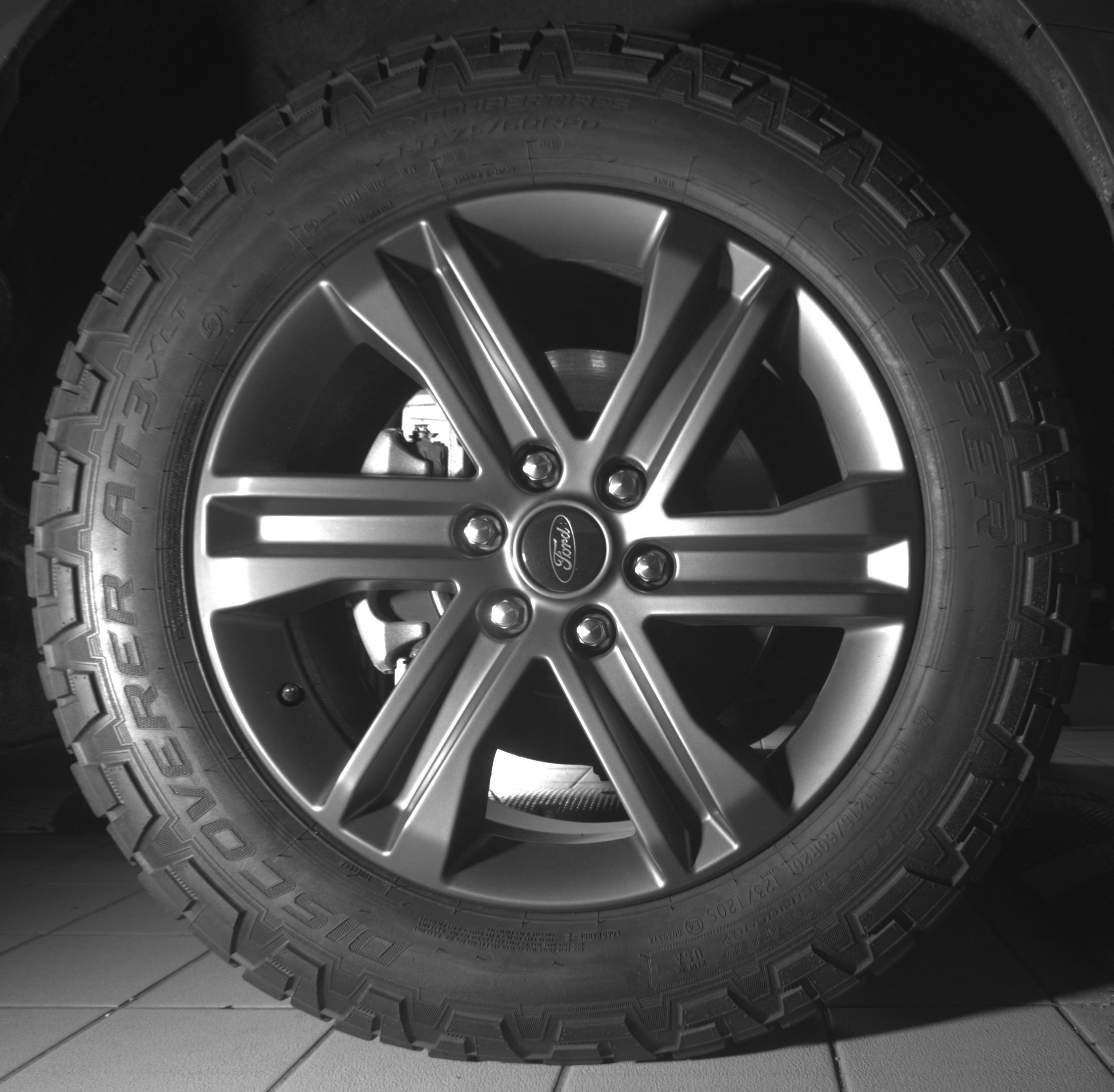 Used 2023 Ford F150 Lariat AWD/4WD image 27