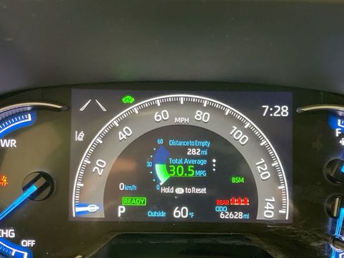 Used 2022 Toyota RAV4 XSE w/ XSE Grade Weather Package AWD/4WD image 15