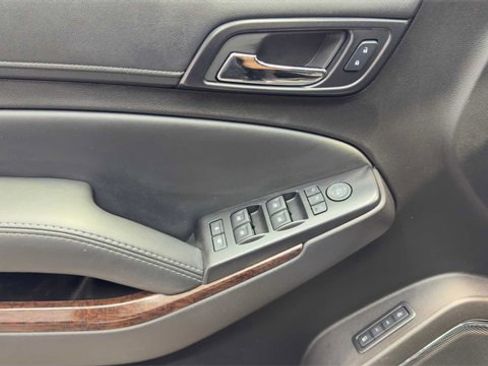 Used 2016 GMC Yukon XL SLT w/ Open Road Package image 24