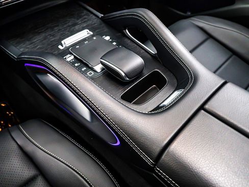 Certified 2025 Mercedes-Benz GLE 350 4MATIC image 7