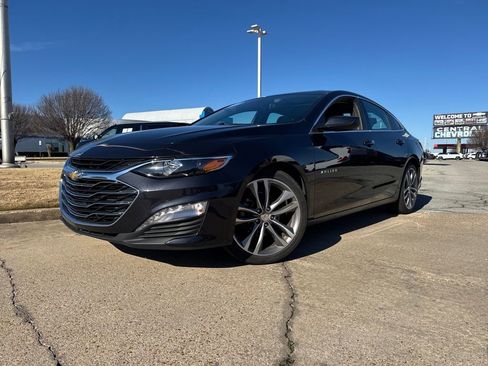 Used 2023 Chevrolet Malibu LT image 1