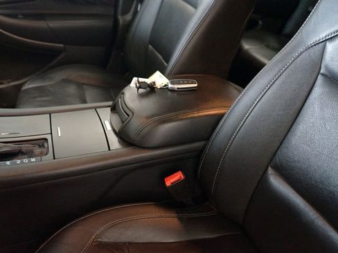 Used 2016 Ford Taurus SEL w/ Equipment Group 201A image 28