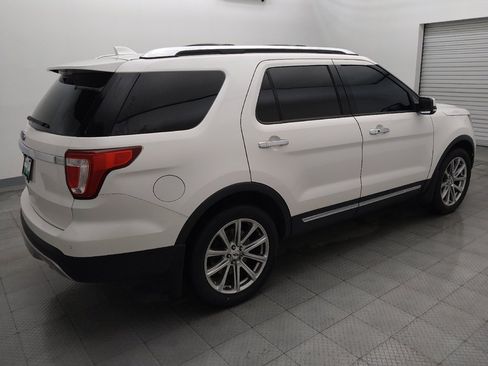 Used 2016 Ford Explorer Limited w/ Equipment Group 301A AWD/4WD image 10