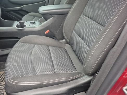 Used 2022 GMC Terrain SLE w/ Driver Convenience Package AWD/4WD image 11