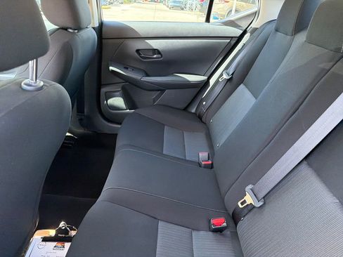 Used 2024 Nissan Sentra SV FWD image 30