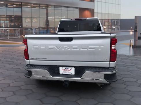 Used 2021 Chevrolet Silverado 2500 LT w/ Convenience Package AWD/4WD image 9