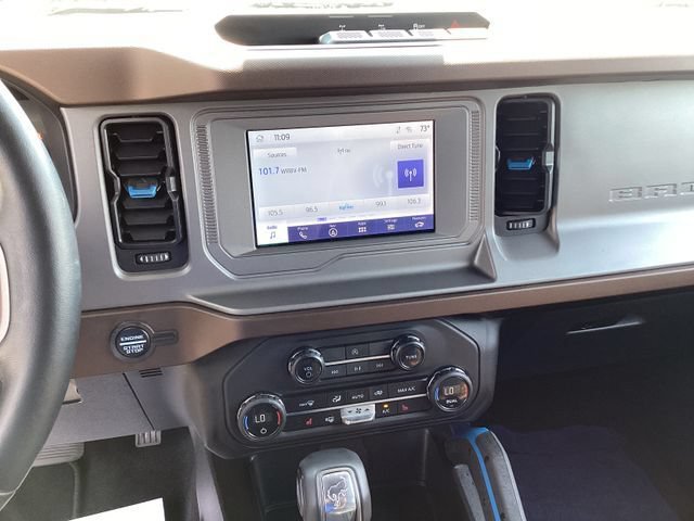 Used 2023 Ford Bronco Outer Banks AWD/4WD image 15