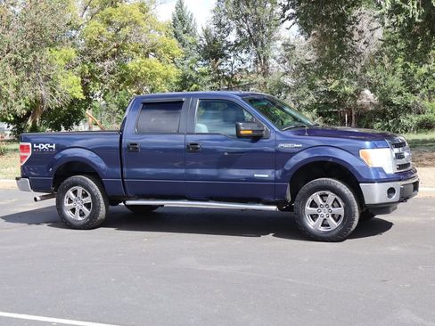 Used 2013 Ford F150 XLT w/ Mid Equipment Group AWD/4WD image 2