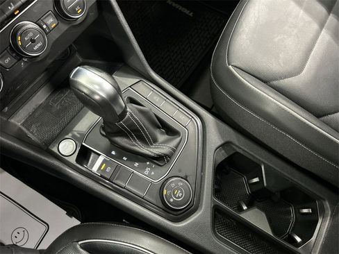 Used 2021 Volkswagen Tiguan SEL Premium R-Line image 20