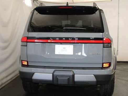 Used 2025 Lexus GX 550 AWD/4WD image 5