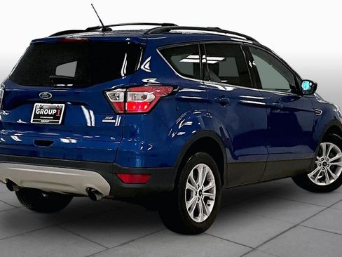 Used 2018 Ford Escape SE FWD image 12