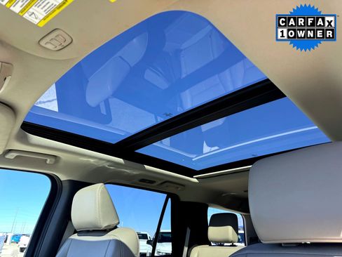 Used 2021 Ford Expedition XLT image 11