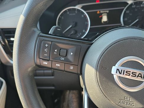 Used 2021 Nissan Rogue SV AWD/4WD image 25