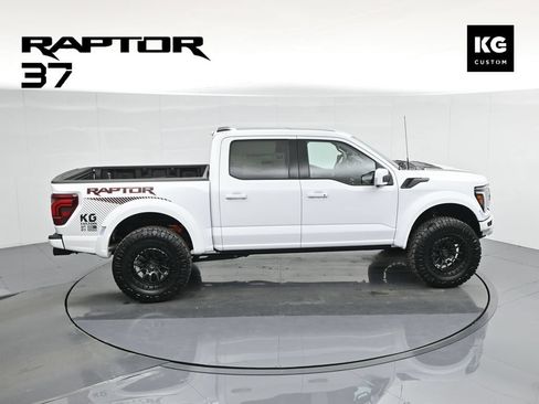 Used 2025 Ford F150 Raptor AWD/4WD image 41