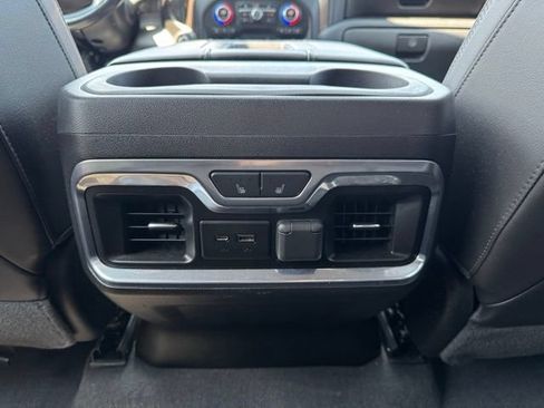 Used 2019 Chevrolet Silverado 1500 High Country w/ High Country Premium Package AWD/4WD image 10