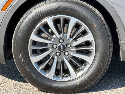 Certified 2021 Lincoln Nautilus FWD w/ Equipment Group 101A image 27