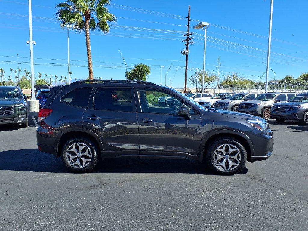 Used 2019 Subaru Forester Premium AWD/4WD image 8