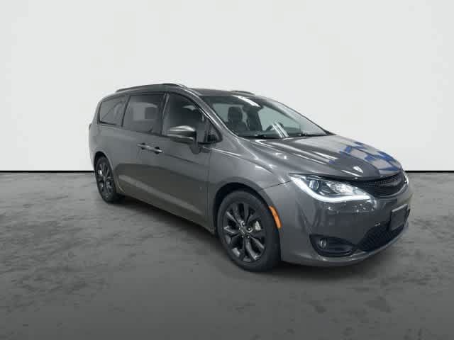 Used 2020 Chrysler Pacifica Limited FWD image 5