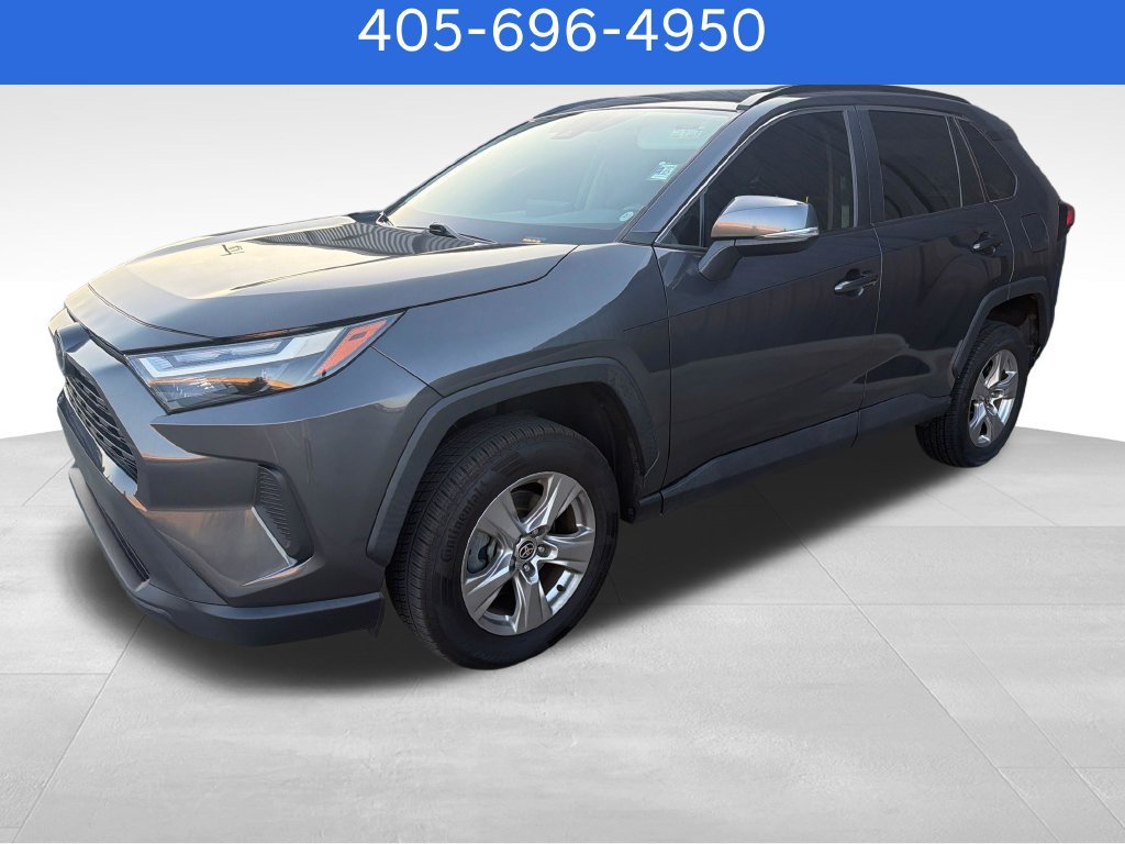 Used 2022 Toyota RAV4 XLE FWD image 1