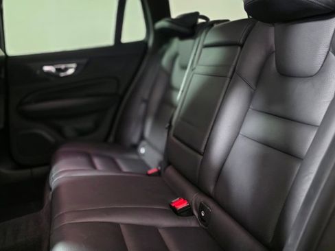 Used 2021 Volvo V60 T5 Cross Country w/ Climate Package image 26