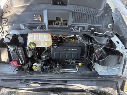 Used 2015 Chevrolet Trax LS FWD image 19