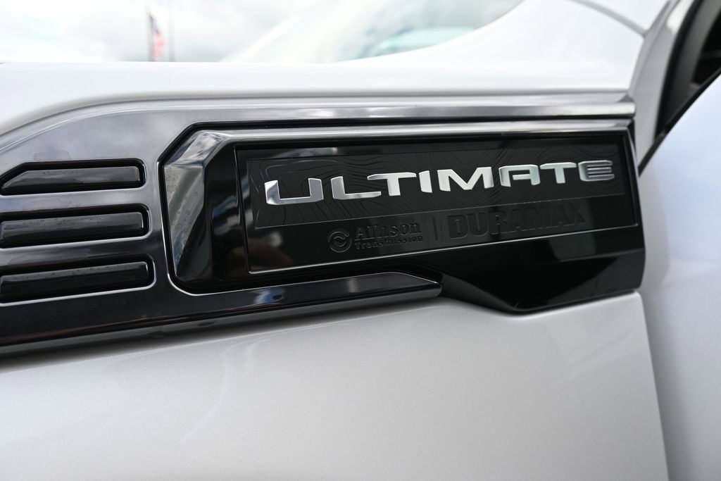 Used 2025 GMC Sierra 3500 Denali Ultimate AWD/4WD image 17